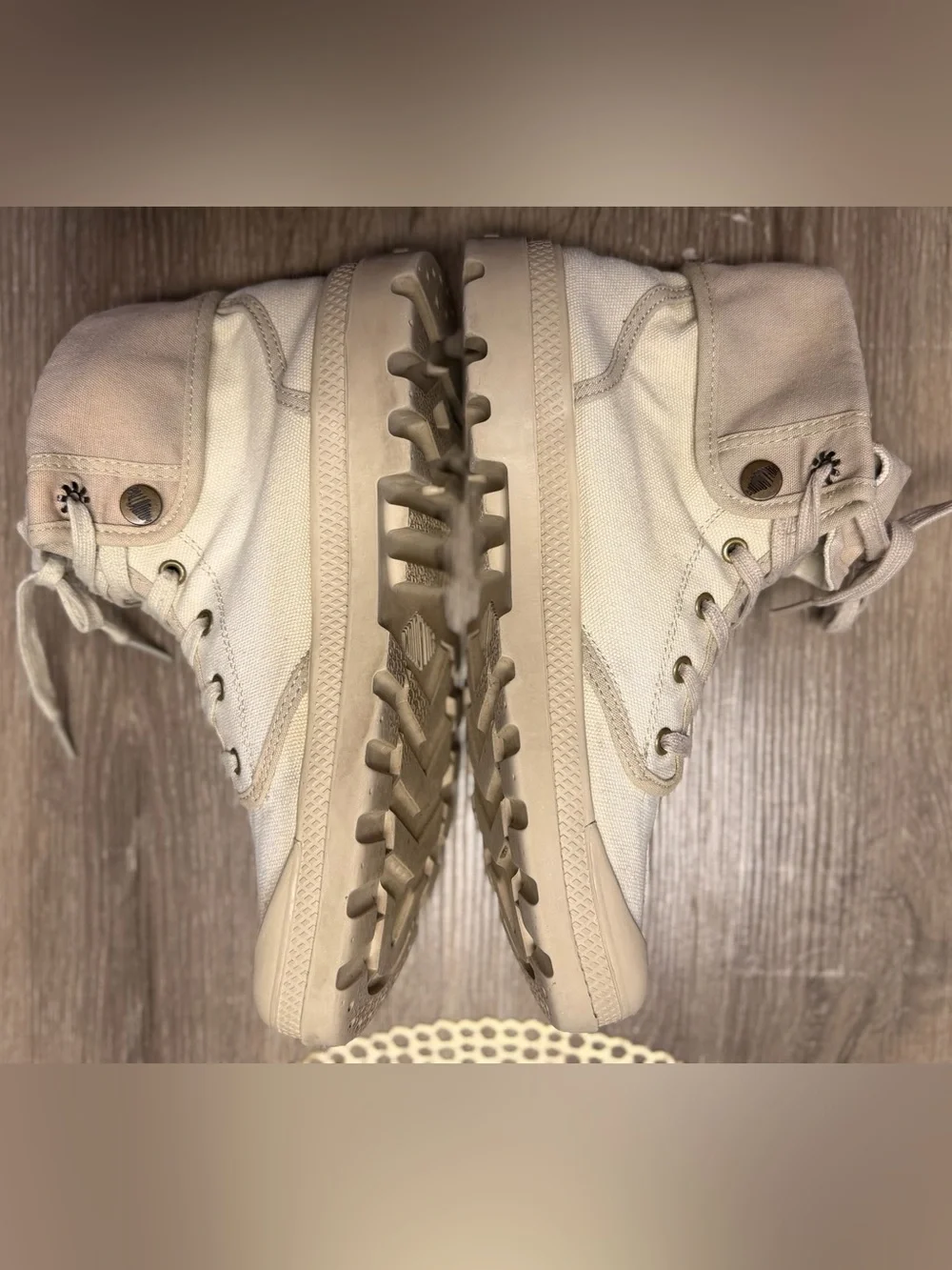 Palladium Unisex Baggy Canvas Boots Off White Off-White Men's 9 Women's 10.5